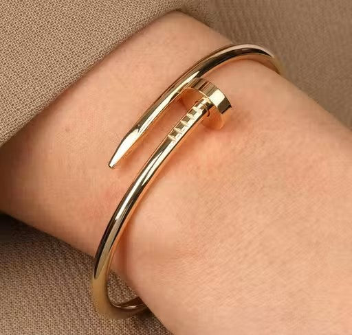 Élan Twist Bracelet